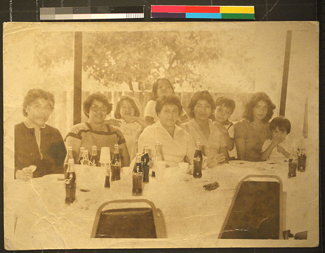 Grupo mujeres con ni%c3%b1os