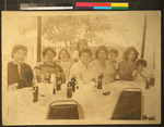 Grupo mujeres con ni%c3%b1os